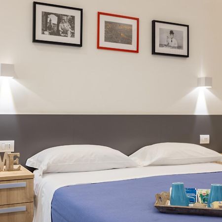 Napoli Squares Suites Екстериор снимка