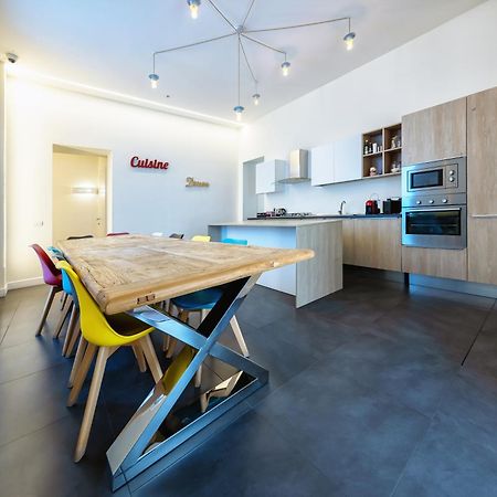 Napoli Squares Suites Екстериор снимка