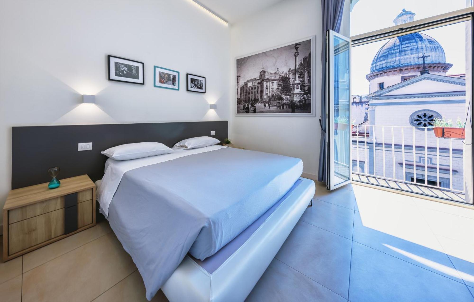 Napoli Squares Suites Екстериор снимка