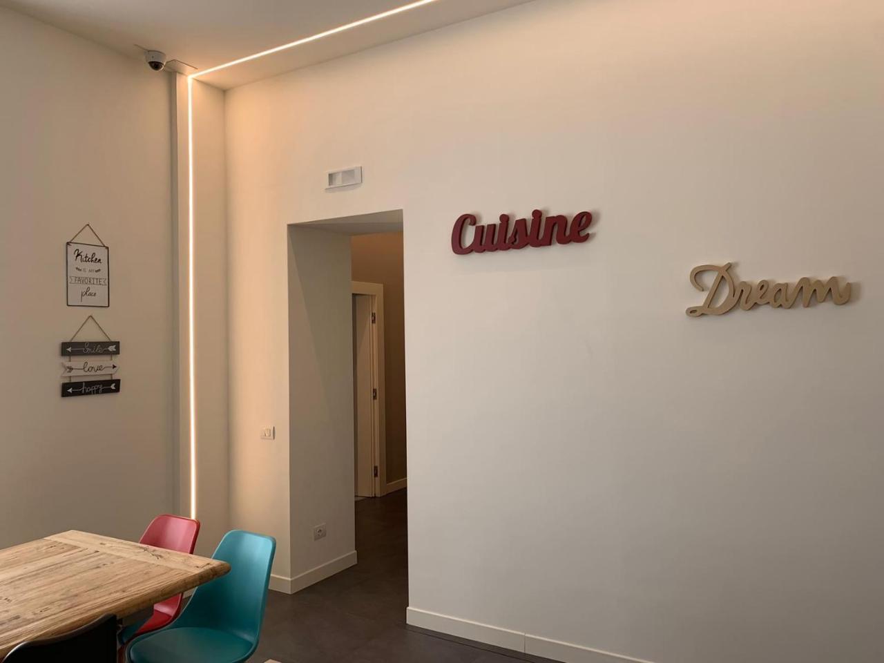 Napoli Squares Suites Екстериор снимка