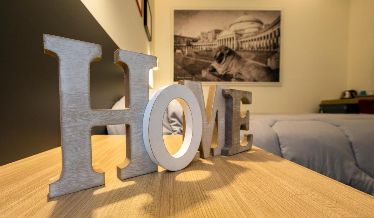 Napoli Squares Suites Екстериор снимка