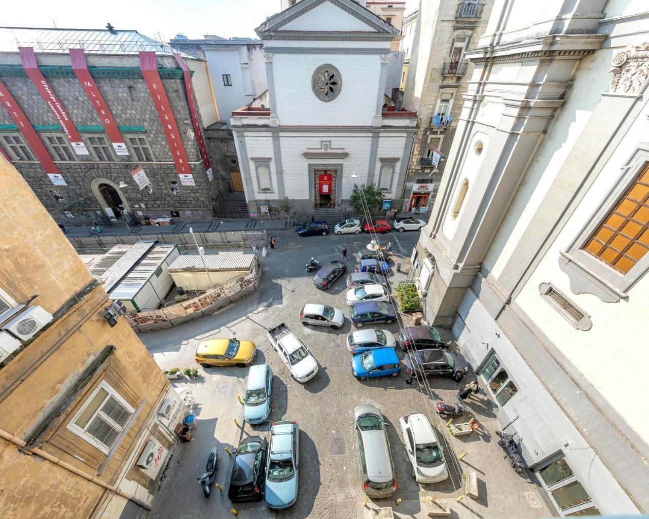 Napoli Squares Suites Екстериор снимка