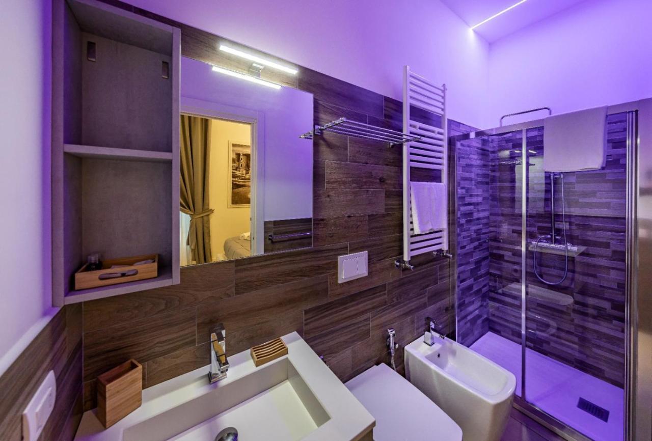 Napoli Squares Suites Екстериор снимка